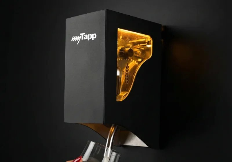 Grifo de cerveza automatizado myTapp FAST en aluminio negro y acrílico amarillo